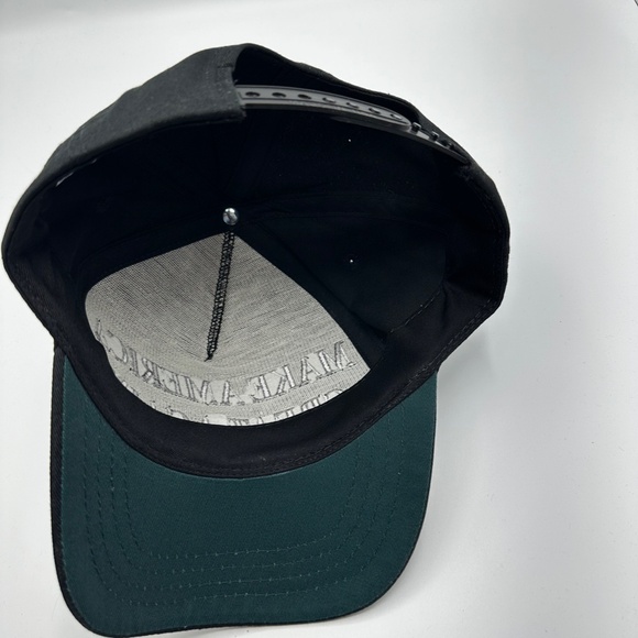 Cali-Fame Trump Make America Great Again Logo Black Trucker Hat Cap One Size - Picture 4 of 7